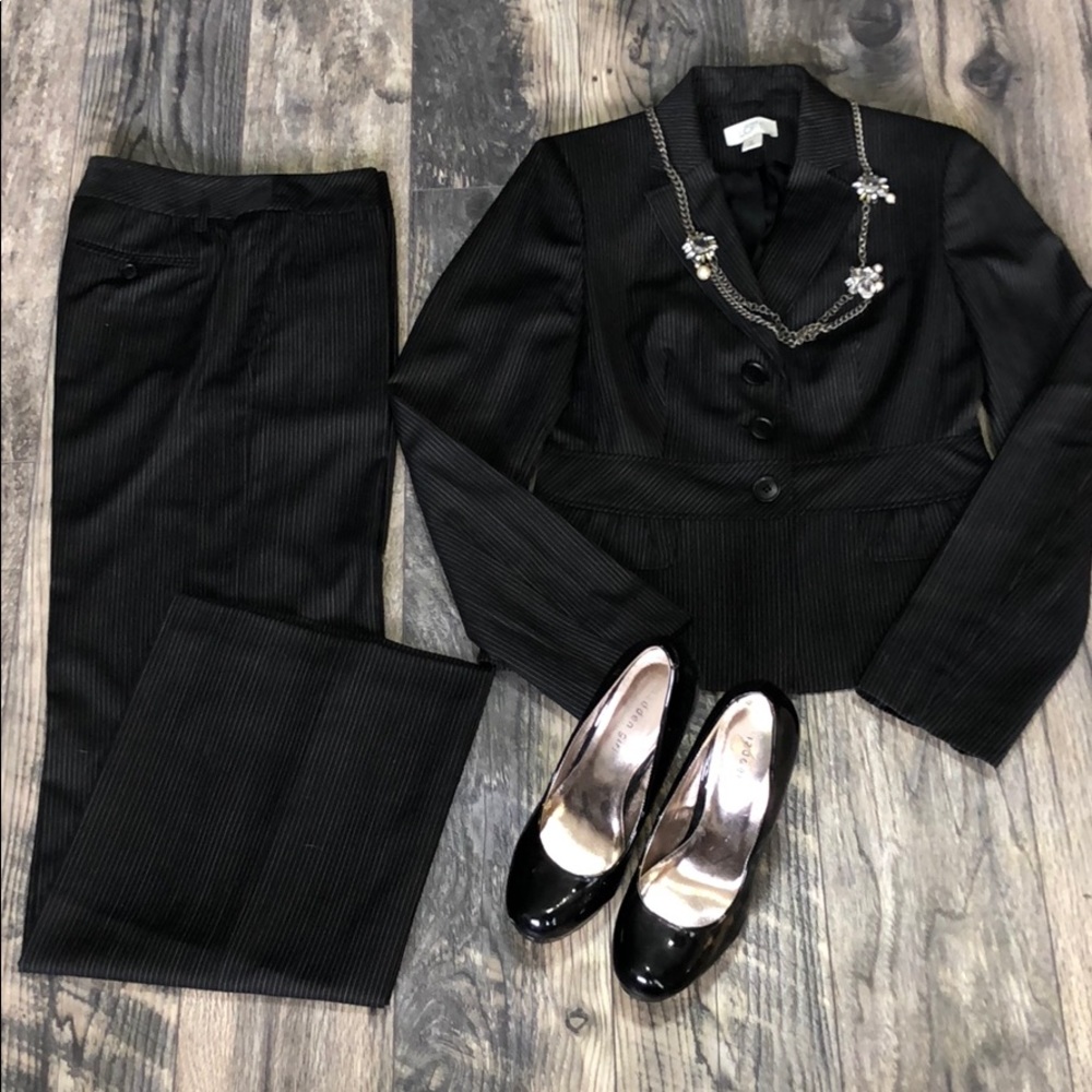 LOFT  pinstriped suit